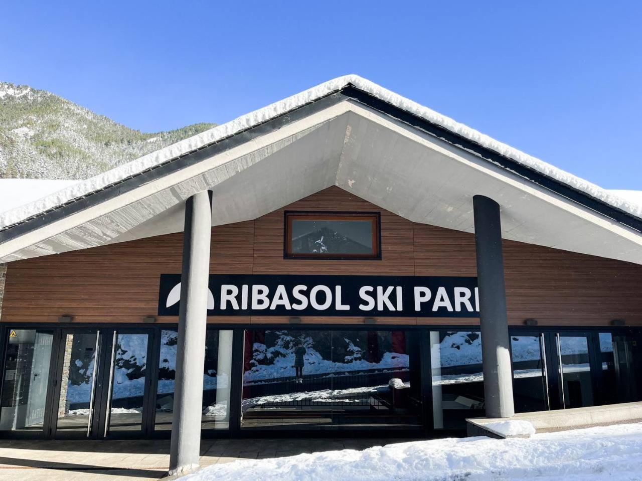 Increibles Vistas Al Valle De Arinsal Ny - A Pie De Pistas - Parking Incluido L By Bonesvacances Bagian luar foto